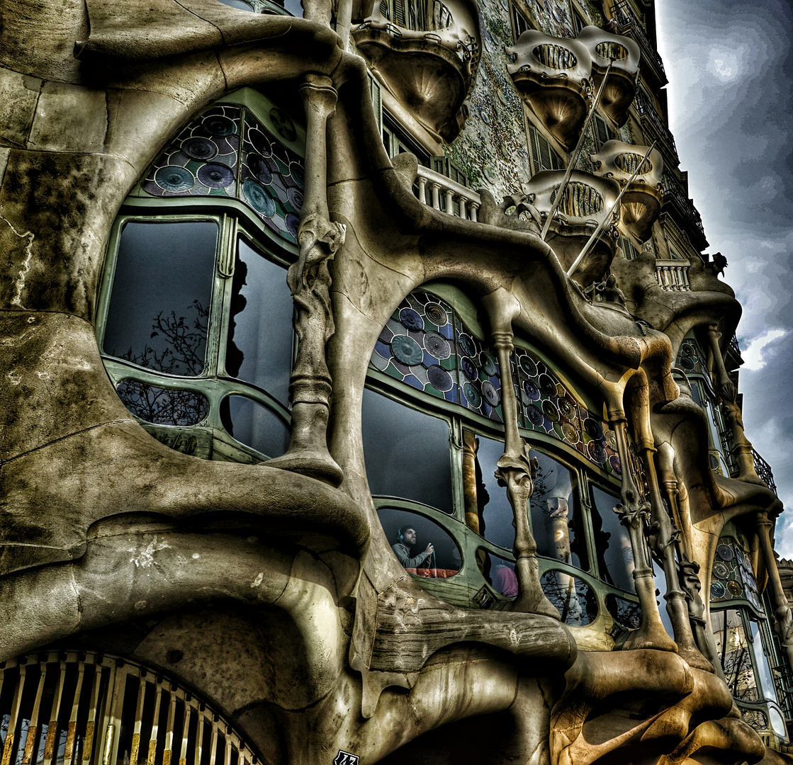 Casa Battlo #1