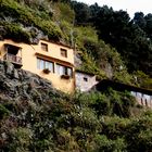 Casa-cueva en el risco