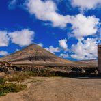 [ Casa de los Coronoles - Montana del Fronton ]