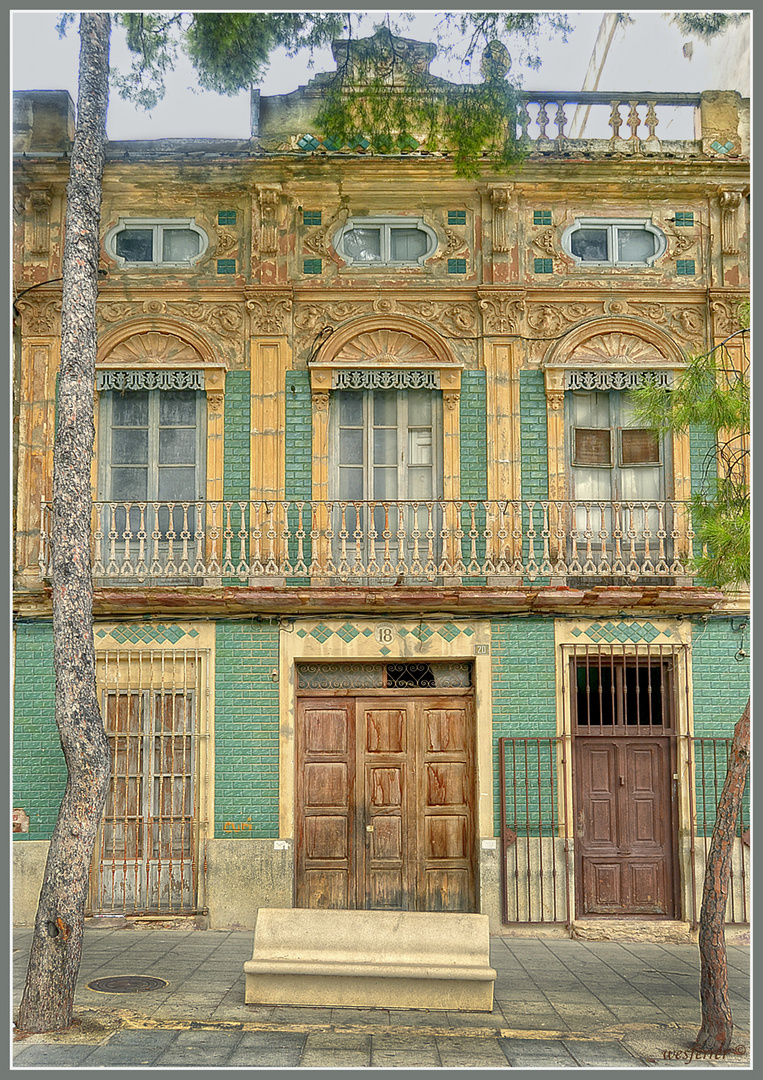 Casa del banco inclinado, Burjassot (Valencia)