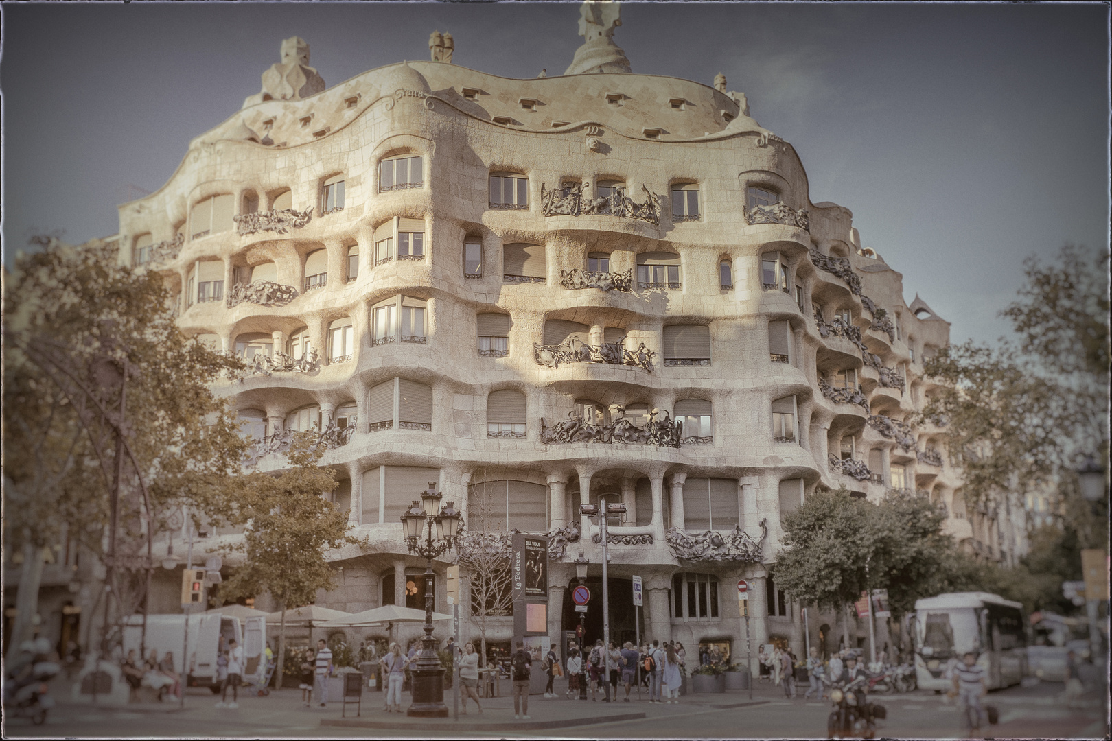 Casa Milà