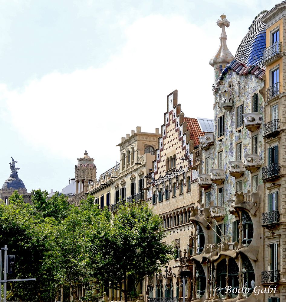 Casa Mulleras, Casa Amattler, Casa Battlo