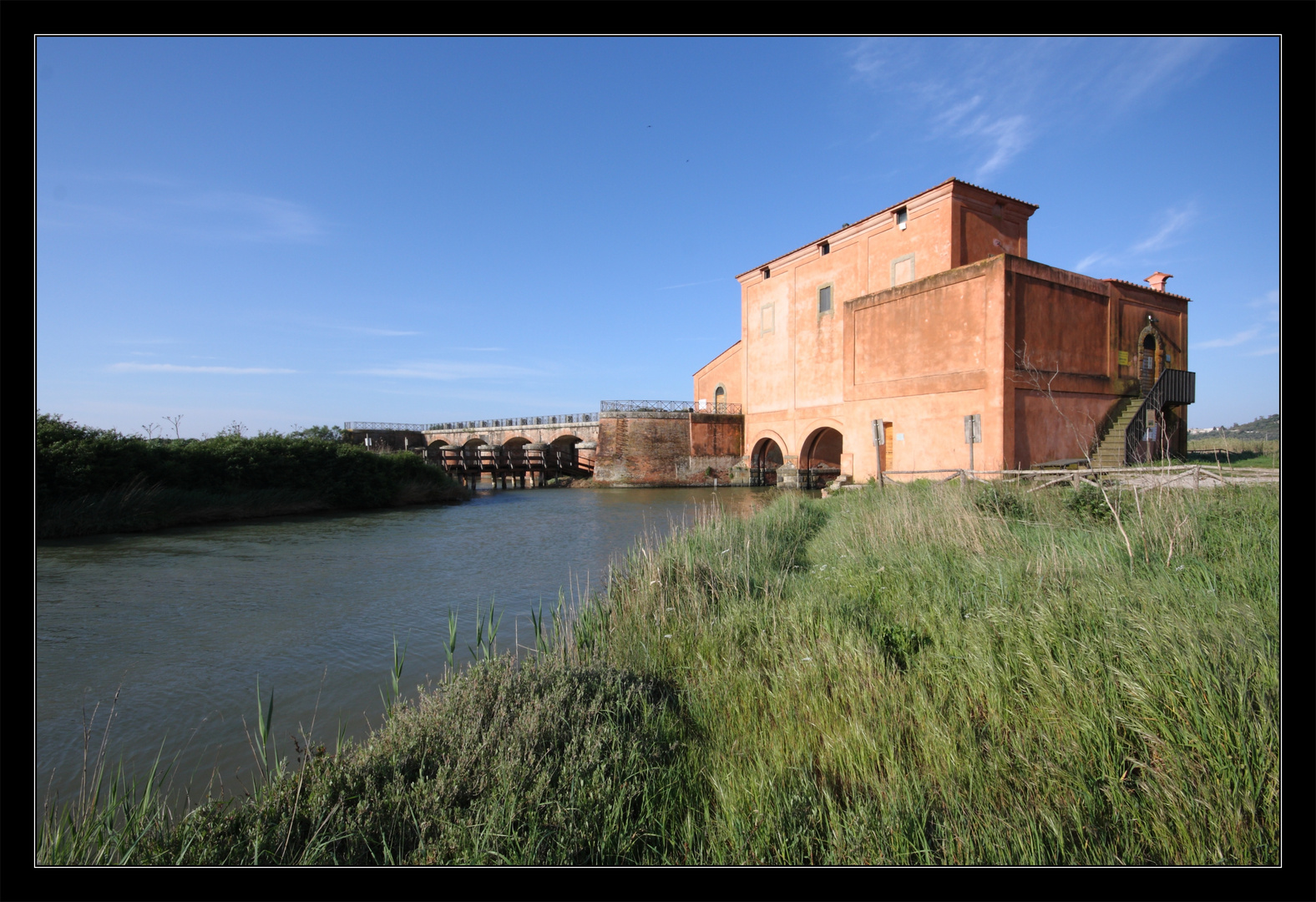 Casa rossa di Diaccia Botrona