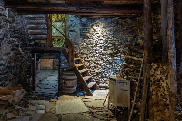 Casa Tomé: Von der Eingangshalle sieht man in den Ökonomieteil...