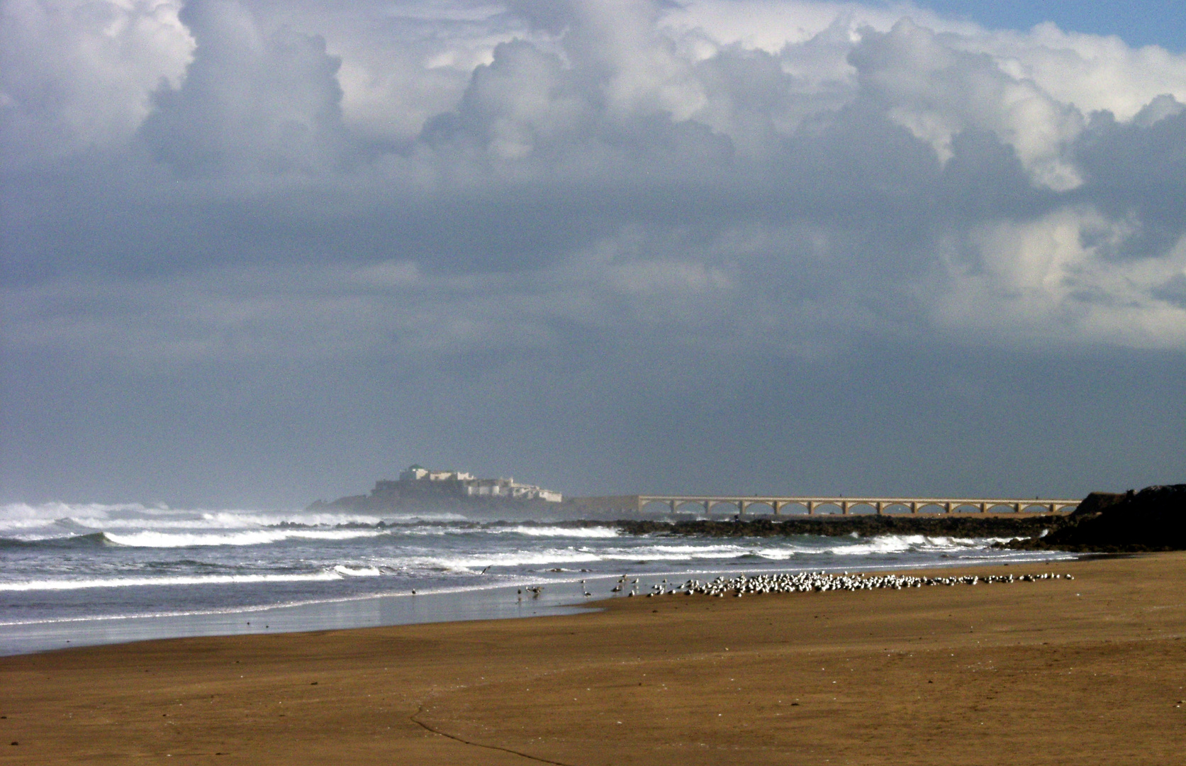 Casablanca im Dezember am Strand