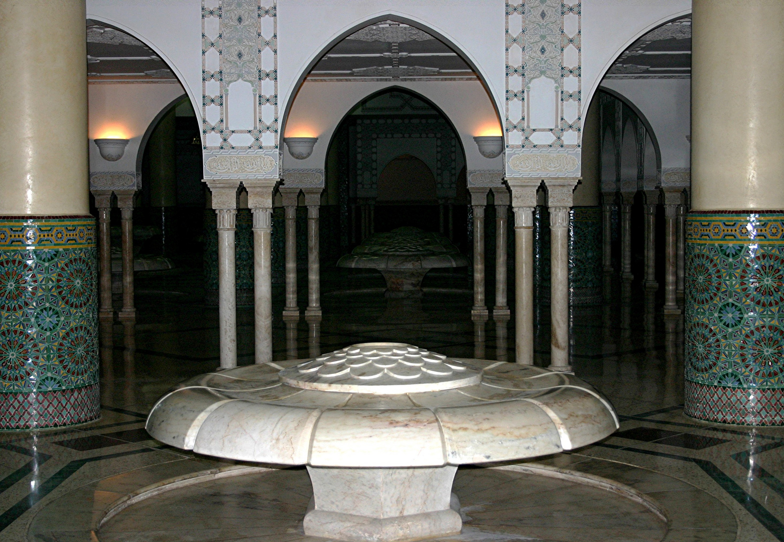 CASABLANCA -la grande Mosquée- arabesques