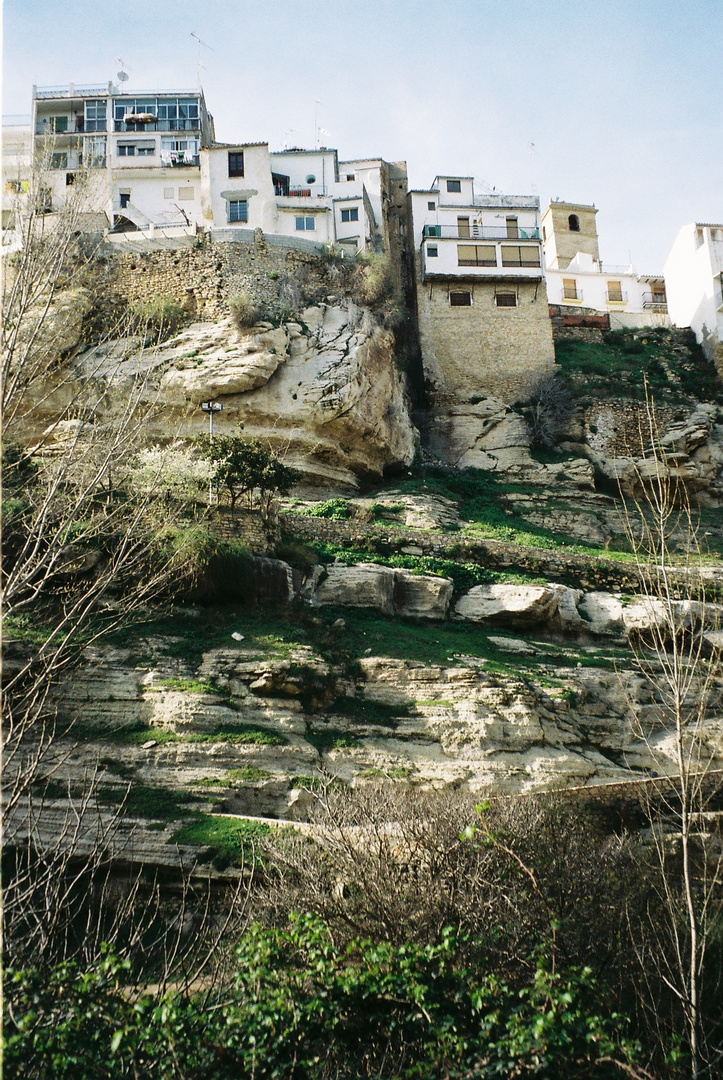 Casas colgadas en Alhama de Granada