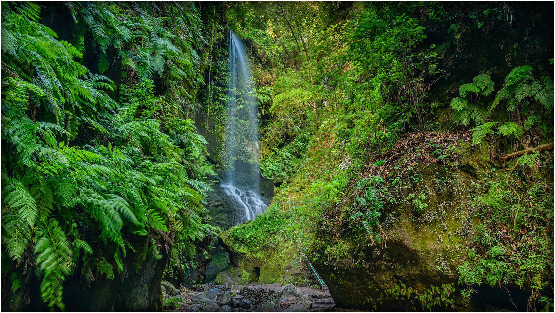 Cascada de Los Tilos