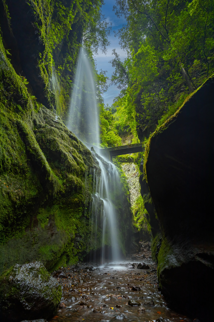 Cascada De Los Tilos im Sommer