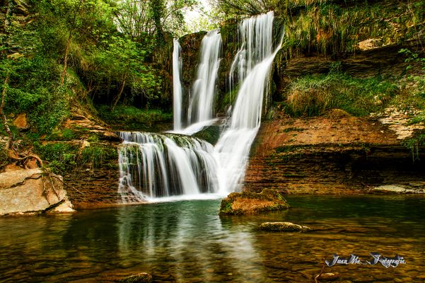 Cascada de Peñaladros ( Valle de Mena. Burgos )