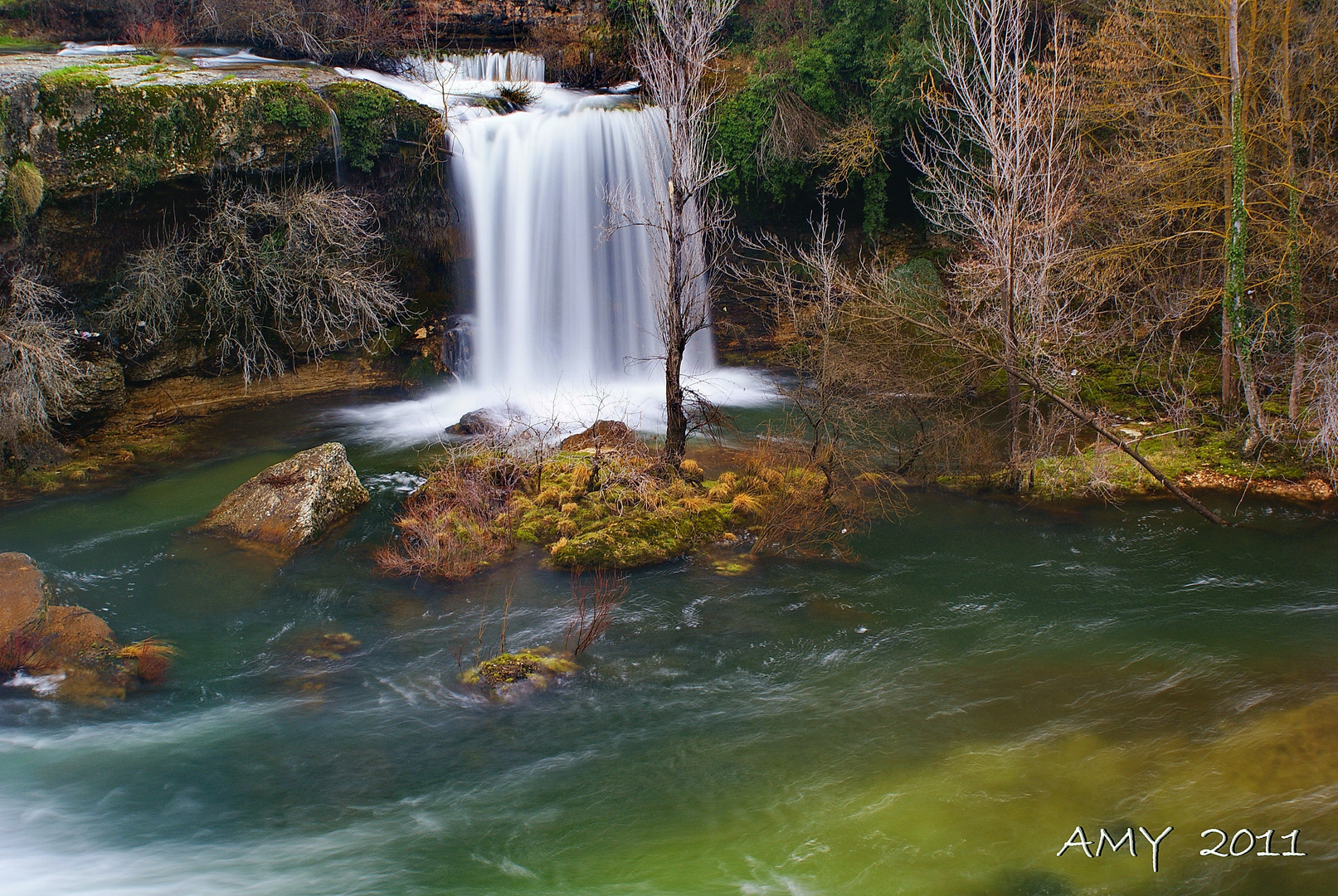 CASCADA DE PEDROSA DE TOBALINA. Dedicada a JORGE CACHARRÓN.