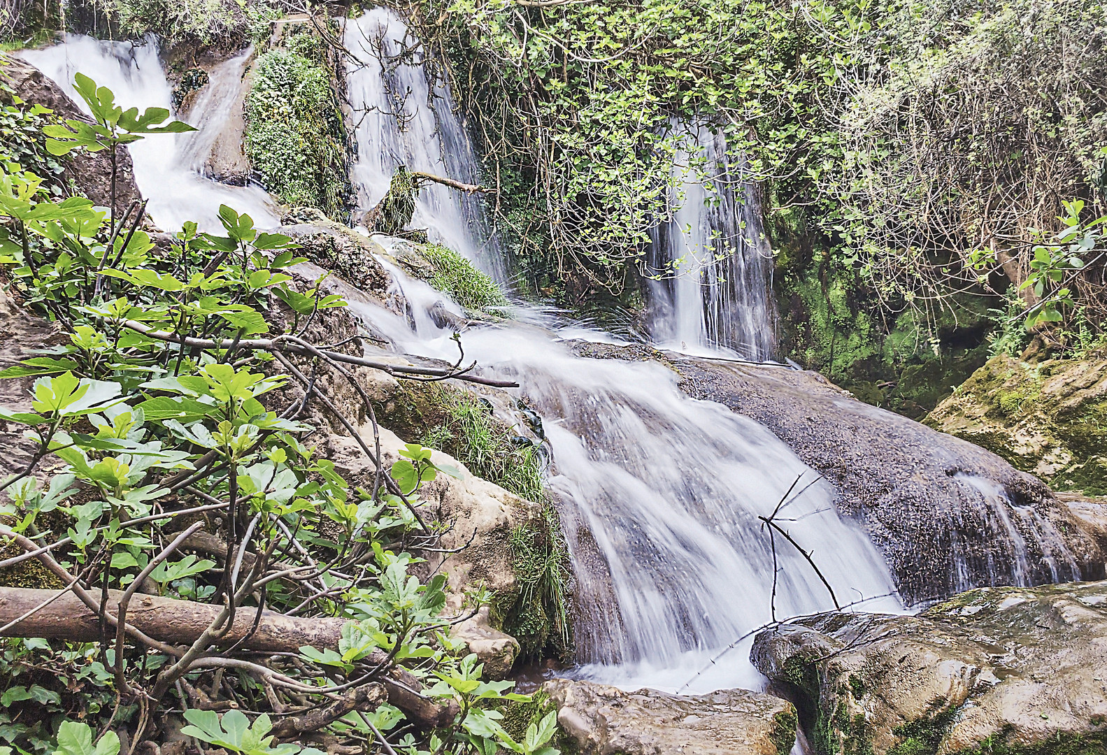 Cascada del Hueznar