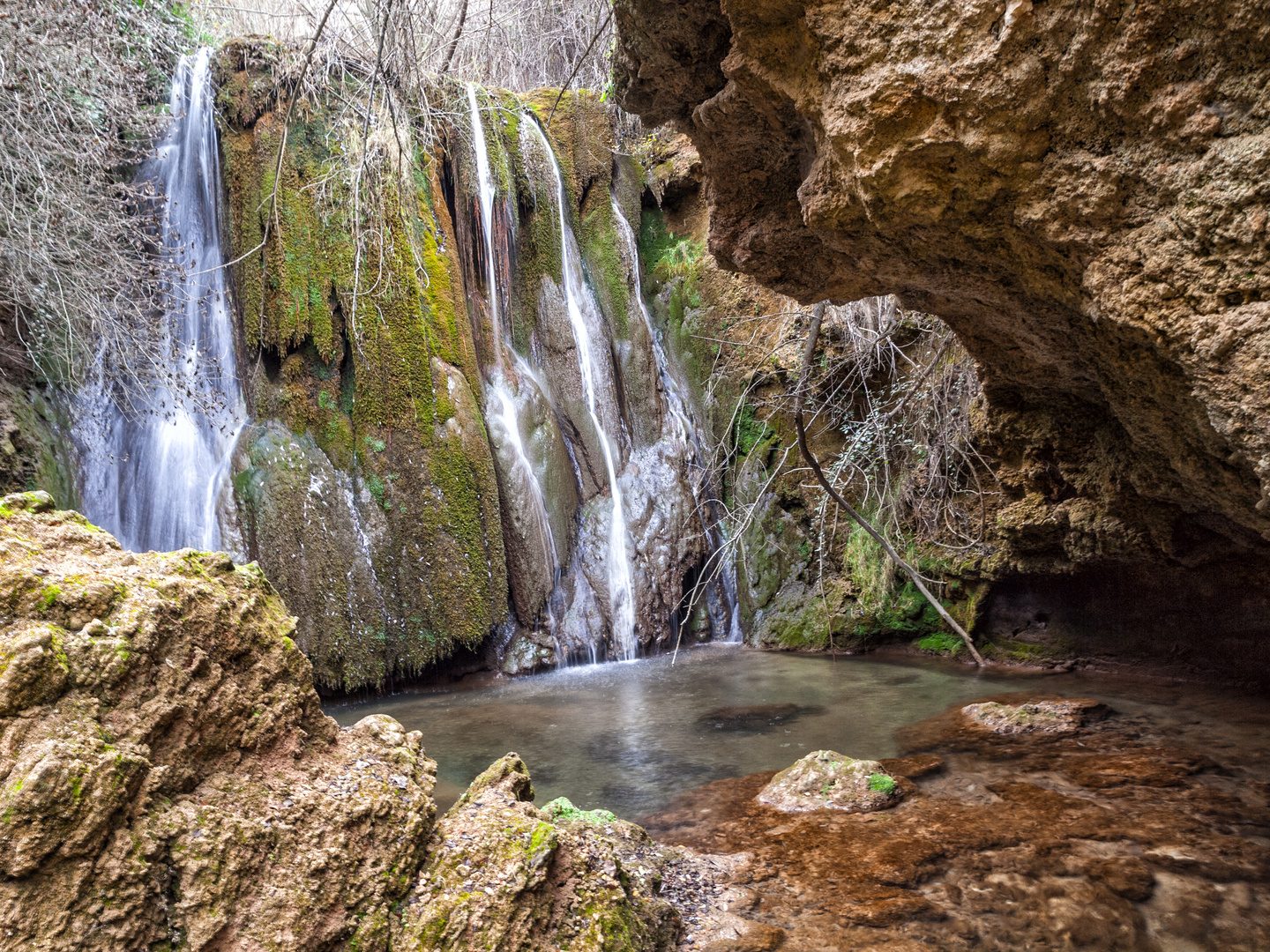 Cascada en Cañete