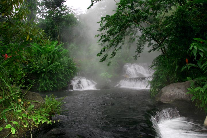 Cascadas Tabacon