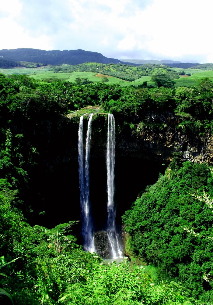 Cascade Chamarel