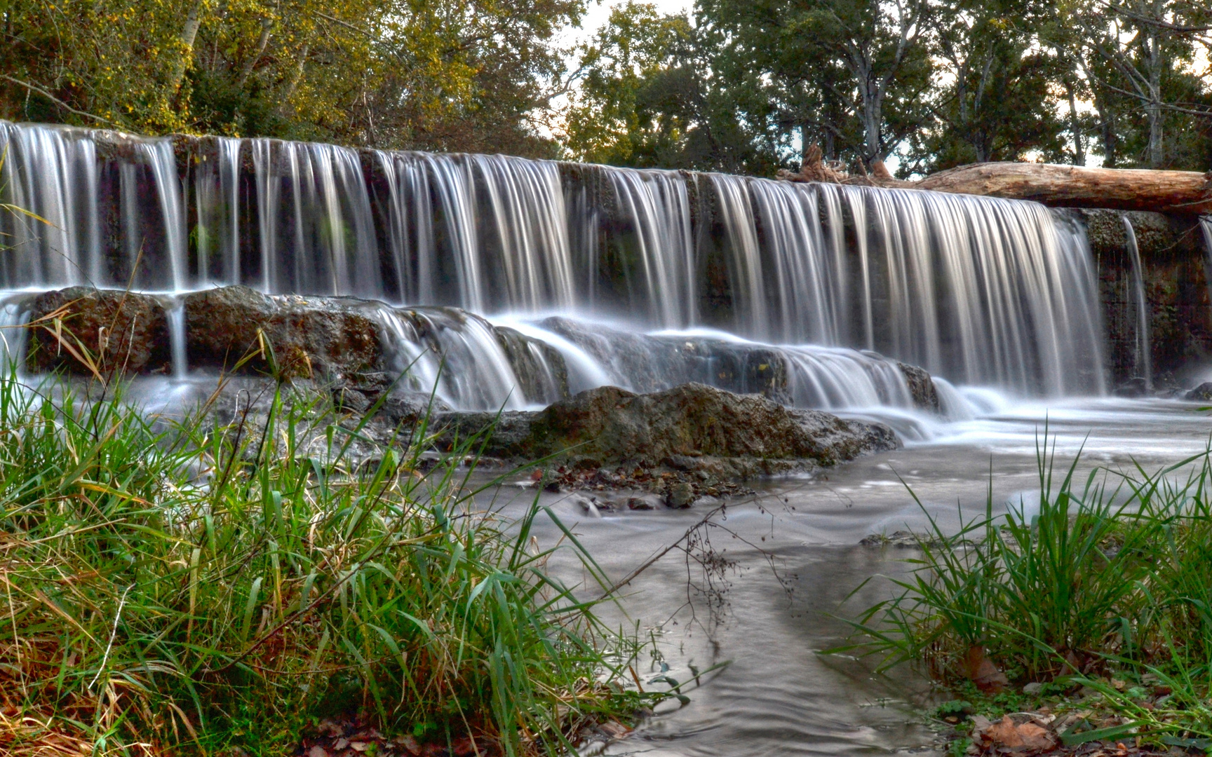 Cascade de Velaux en couleur