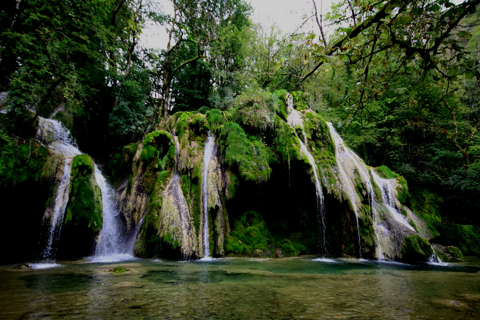 "  Cascade des Tufs "