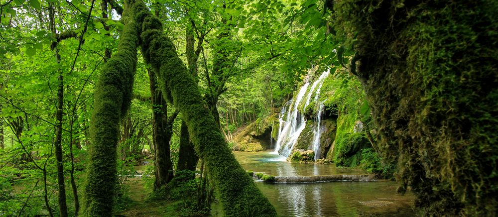 Cascade des tufs VII