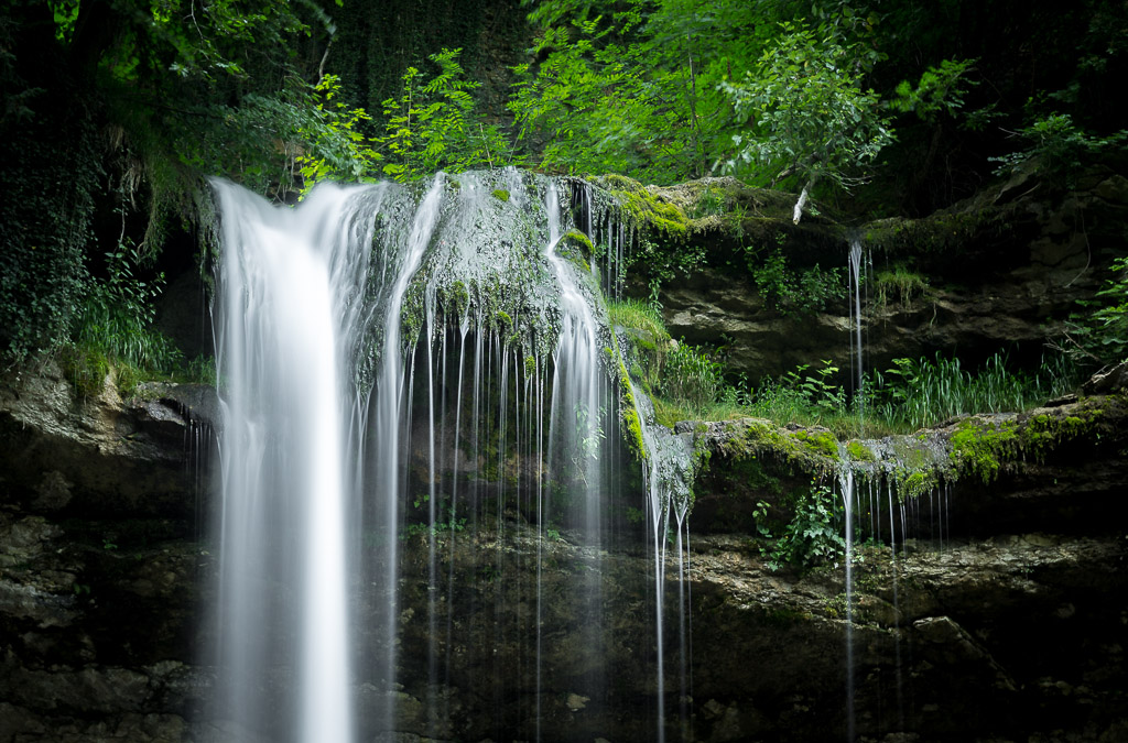 Cascade du Dard, Nozon Gorge