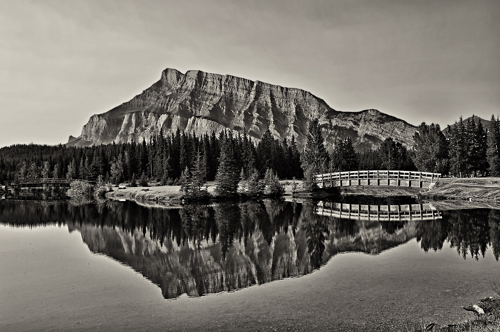 Cascade Ponds - Banff (s/w)