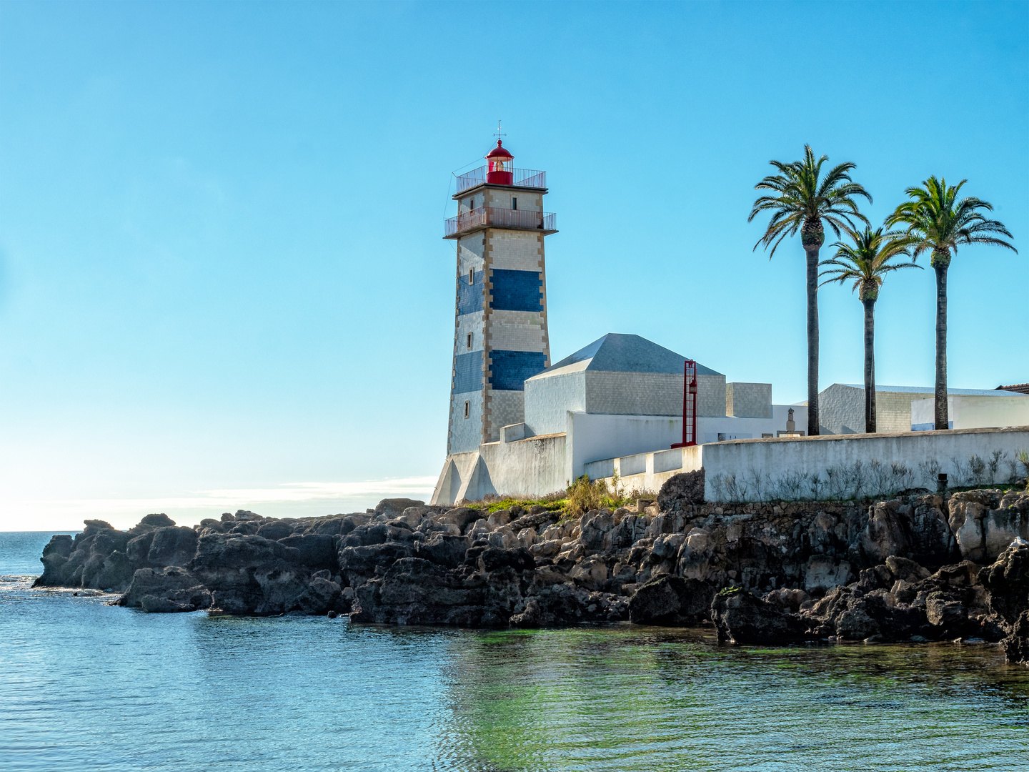 Cascais. Farol Santa Marta.