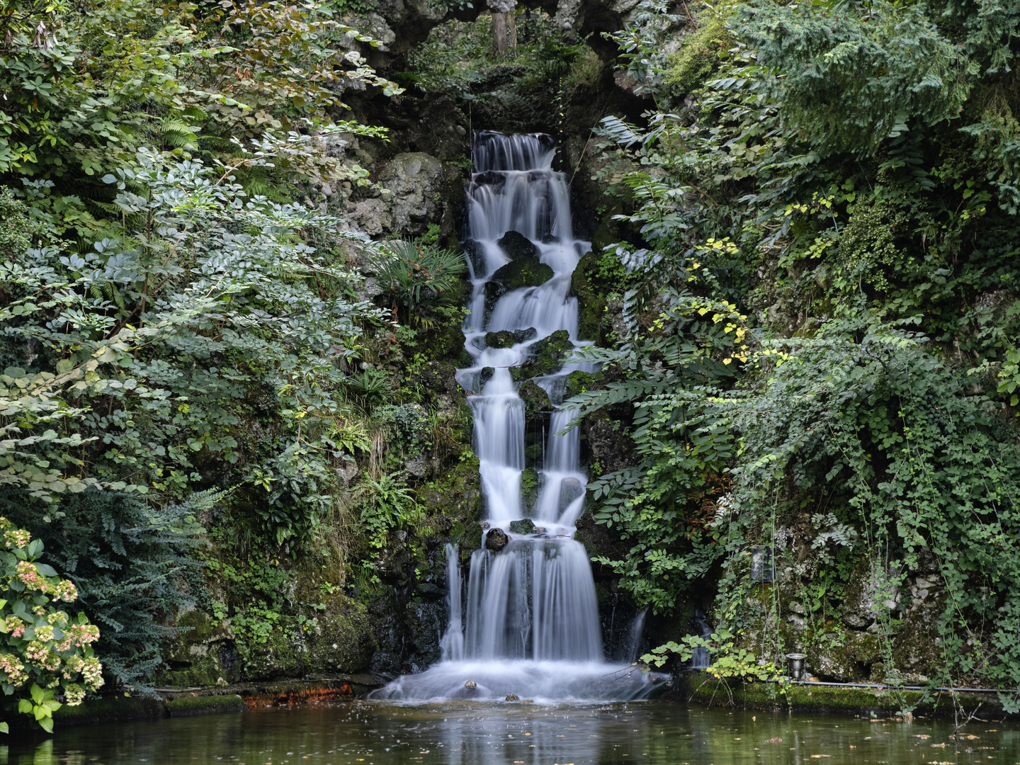 Cascata nel parco