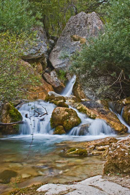 Cascatella del torrente Ambro (Appennino Marchigiano)