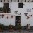 CASITA BLANCA EN LA PLAZA DE LA IGLESIA