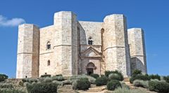 CASTEL DEL MONTE 2