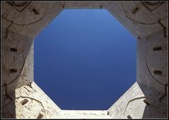 Castel del Monte, Apulien