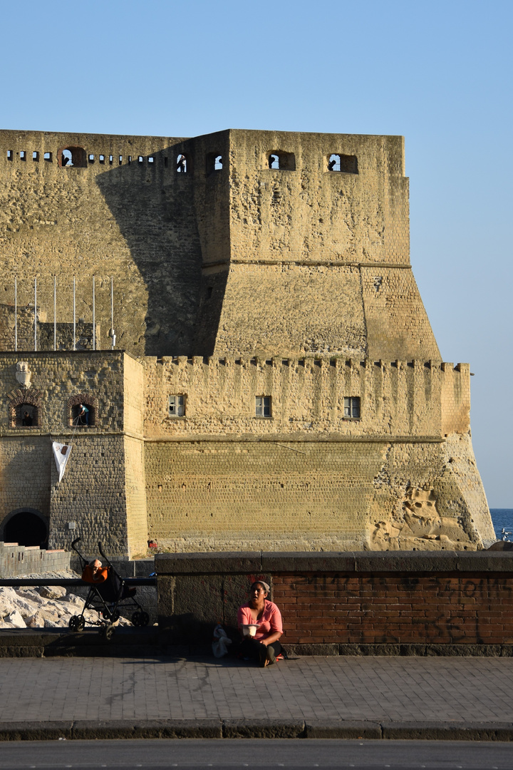 Castel dell'ovo 2