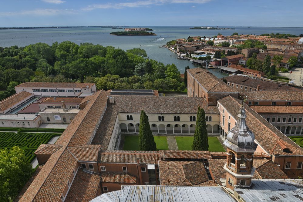 Castel San Giovanni - Piazza Chiesa Maggiore 