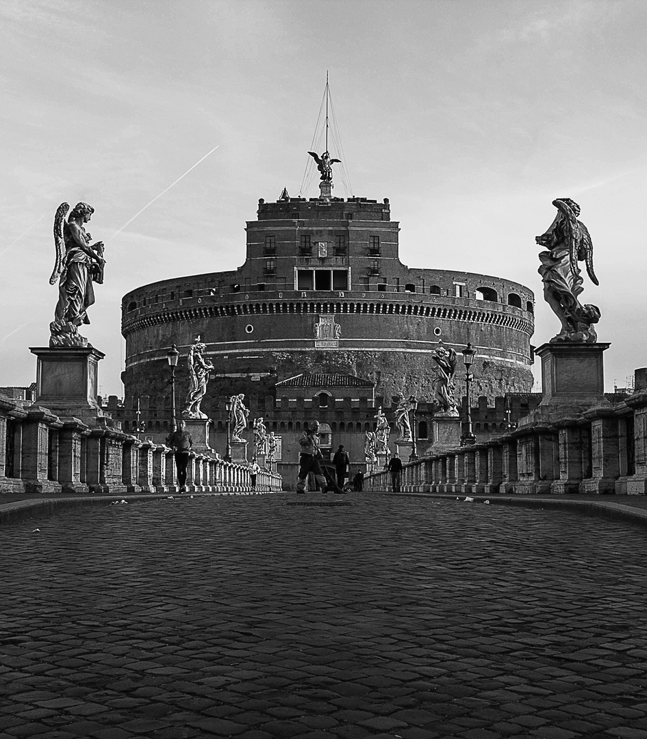 castel sant angelo bianco e nero