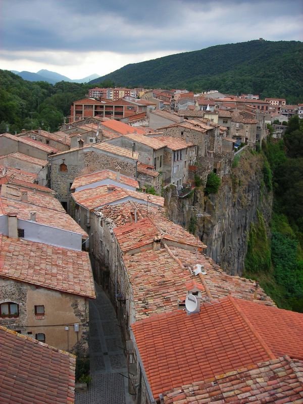 castellfollit de la roca (girona)