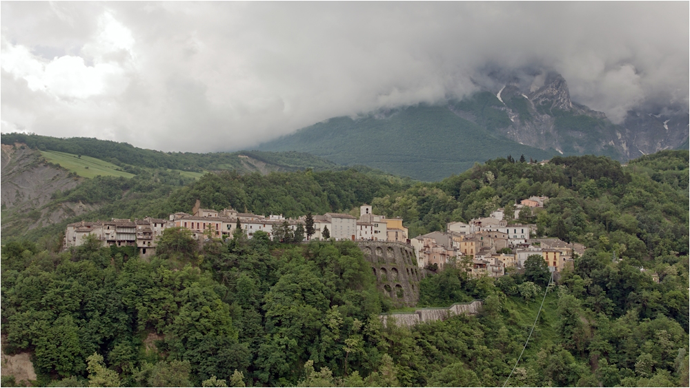 Castelli-Miano, Teramo, Italia