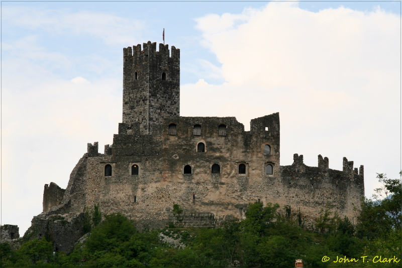 Castello Di Drena
