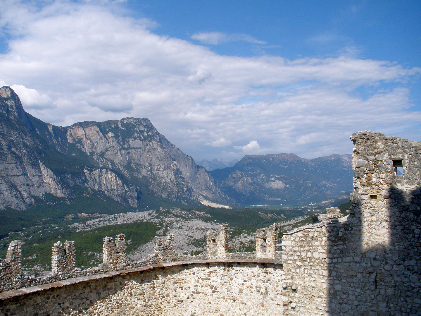 Castello di Drena, Trentino, Italia