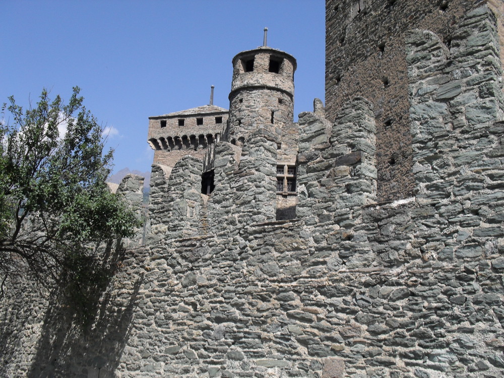 Castello di Fenis