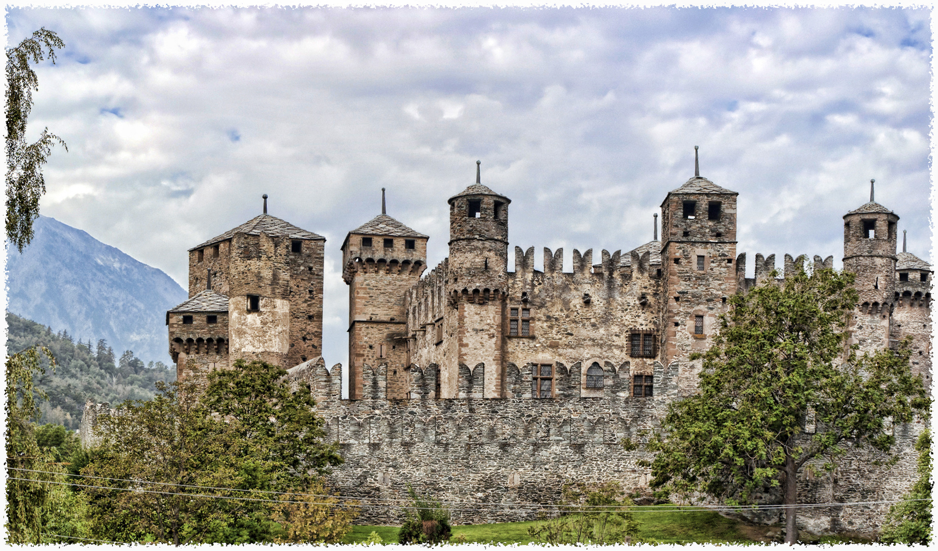 Castello di Fenis - Valle D'Aosta