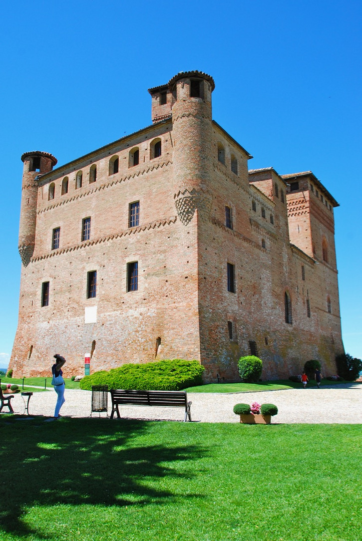 Castello di Grinzane Cavour 