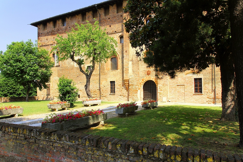 Castello di Lardirago (PV)