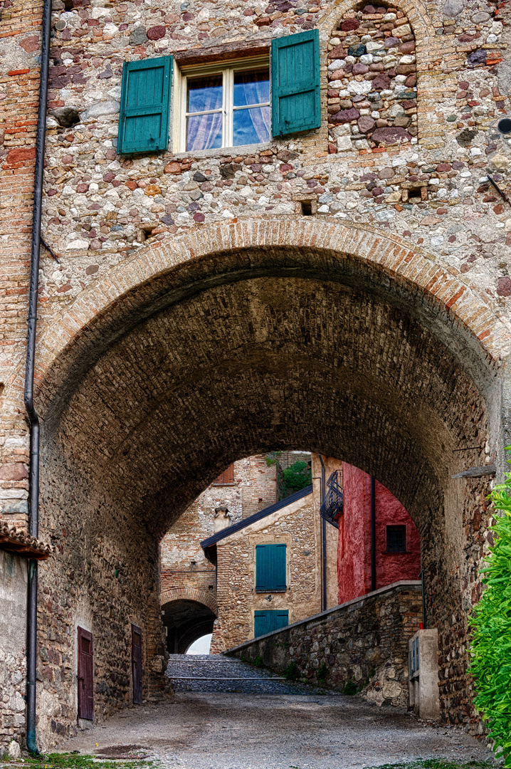 Castello di Pozzolengo