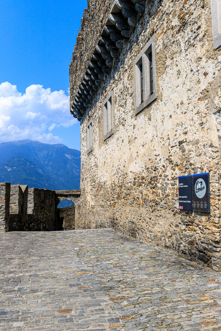 Castello di Sasso Corbaro