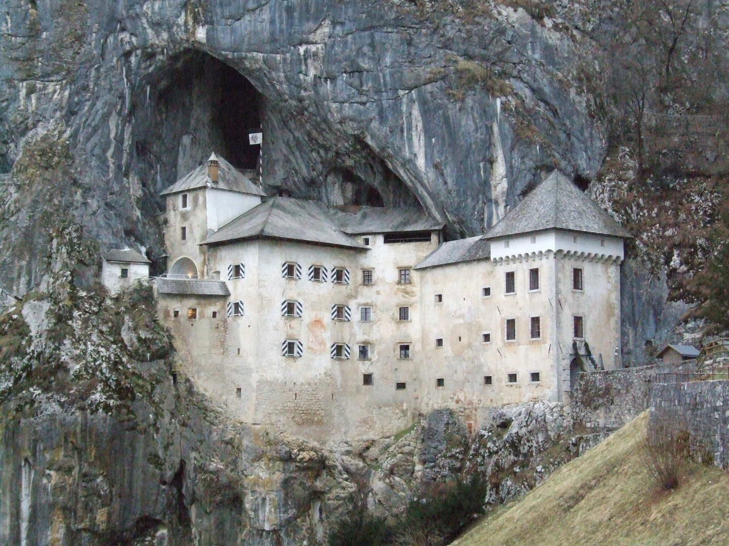 castello nella roccia