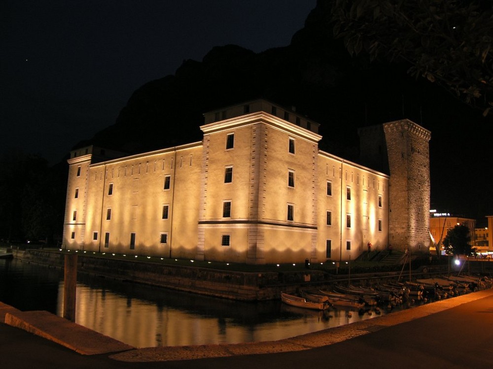 castello riva del garda