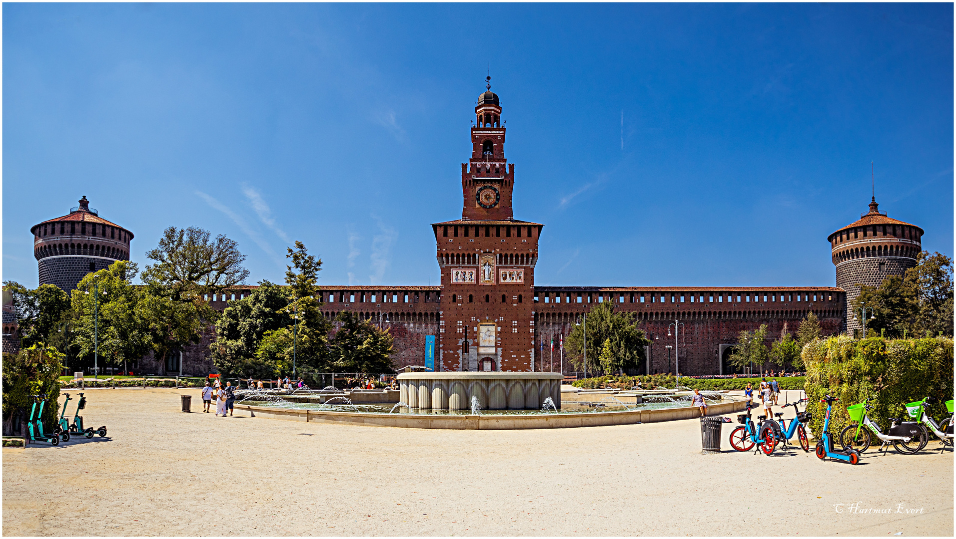 Castello Sforzesco .....