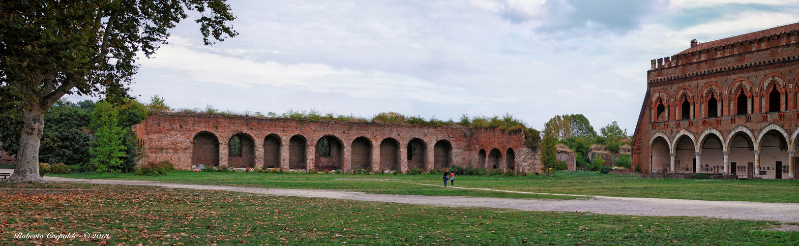 Castello Visconteo, Pavia, antiche rovine