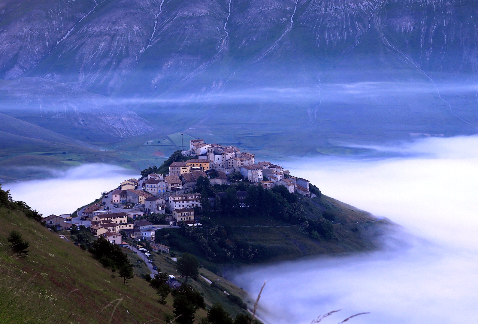 Castelluccio di Norcia Foto & Bild italy, world, natur Bilder auf Castelluccio di Norcia Foto & Bild italy, world, natur Bilder auf