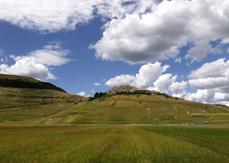 castelluccio-nuvole in movimento