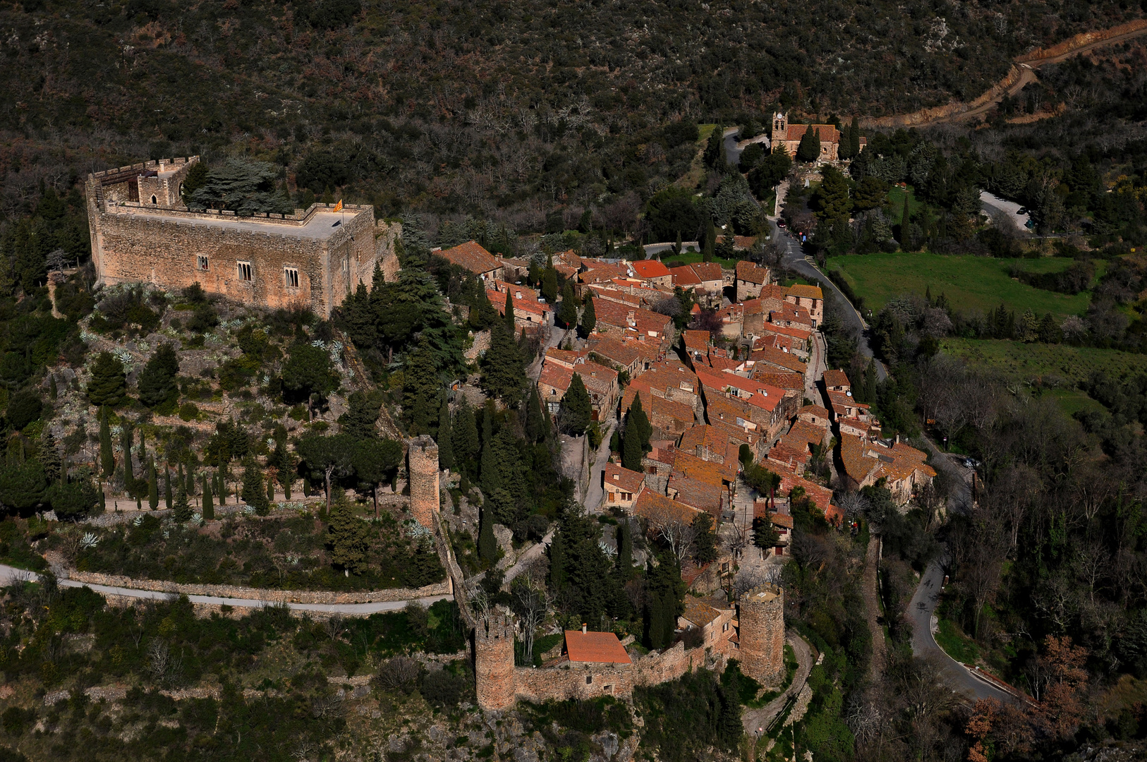 Castelnou, village médiéval